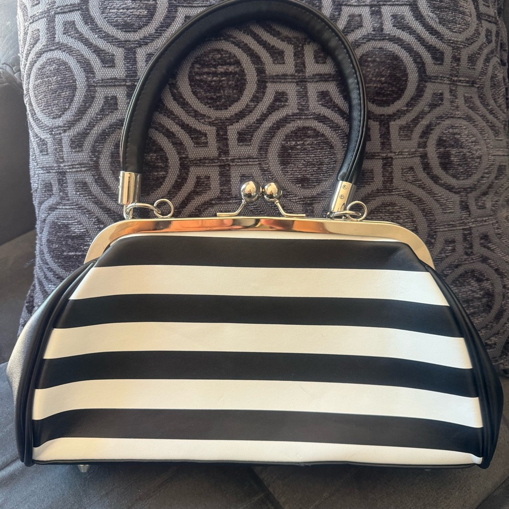Sourpuss Black and White Striped Clutch - Picture 3 of 7